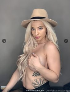 Ashley Resch onlyfans Nude Photos