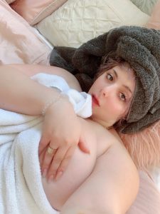 Momokun Sexy Towel Mariah Mallad Leaked