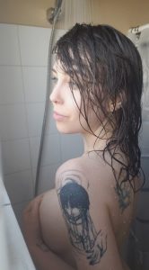 April Hylia akaWaifu onlyfans Bathing Leaked Porn Photos