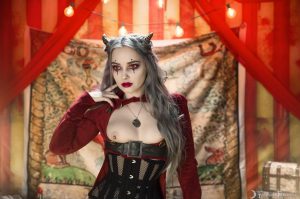 Genevieve Circus Of The Damned (ForbiddenRealm)