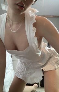 Essaere onlyfans Maid Lingerie Sexy Photos