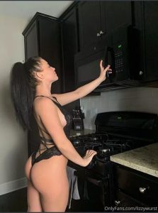 Lizzy Wurst onlyfans Lewd Lingerie Photos Leaked