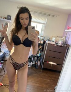 Sabrina Vaz Nude onlyfans Leaked
